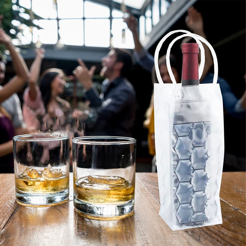 Whisky Beer And Wine - IJswijnzak Champagne Bierkoeler Wijnglashouder Whisky Kan