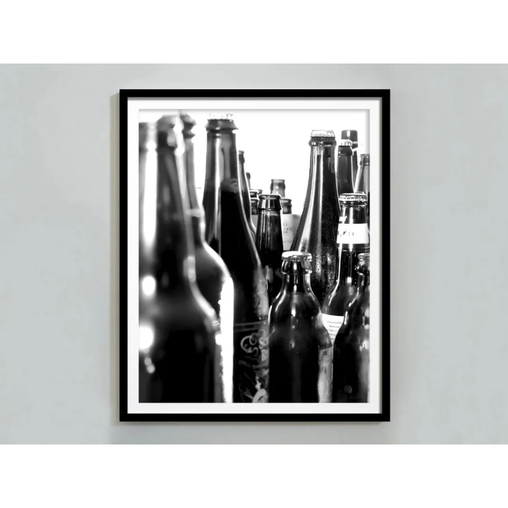 Zwart En Wit Bar Champagne Bie - Whisky Beer And Wine recensie en prijs